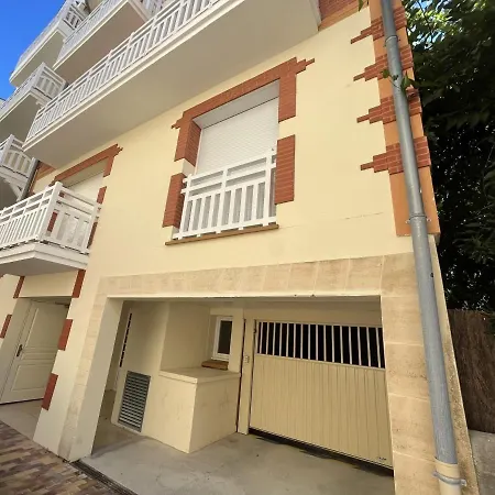 Confortable T3 Au Centre D'arcachon, Pres De La Plage, Pkg Securise, Wifi, A Pied - Fr-1-374-192 Apartment *